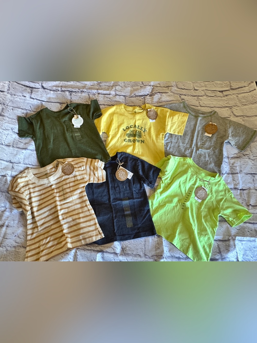 NWT size 4 Kids T-Shirts Dip